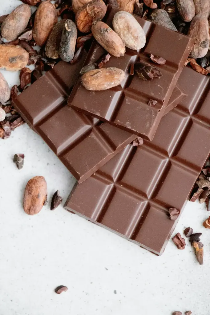 unsplash_2SoEaPFcEt4_chocolates.webp